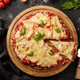 Пицца из куриной грудки без муки