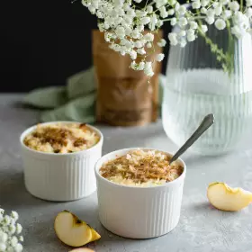 Рисовая шарлотка с яблоками
