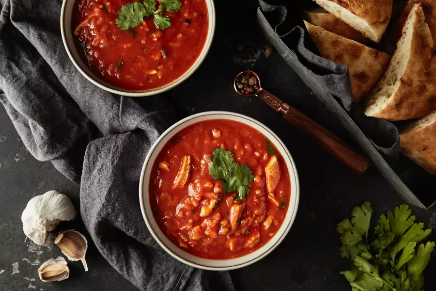 Готовое блюдо харчо из курицы с рисом
