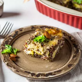 Запеканка из кабачков с сыром и орехами