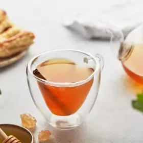 Апельсиновый чай с гвоздикой и корицей