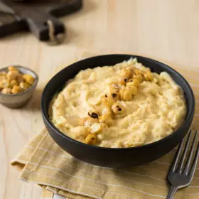 Кукурузная каша с нутом и сыром