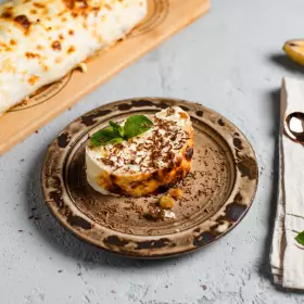 Рулет из лаваша с творогом и изюмом