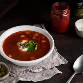 Суп солянка сборная мясная классическая