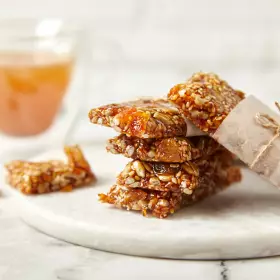 Козинак из семечек с изюмом