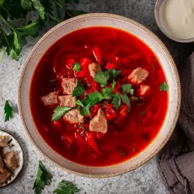 Борщ классический со свёклой и говядиной