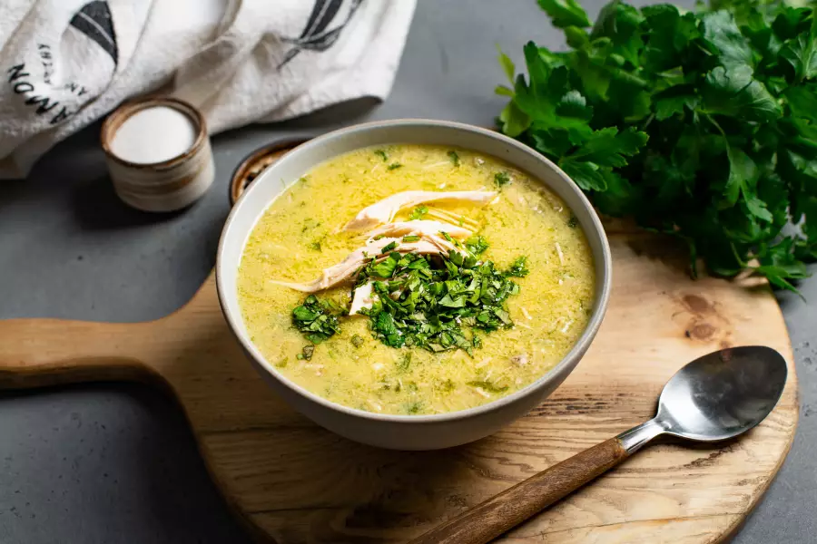 Готовое блюдо чихиртма из курицы