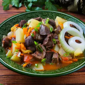 Жаркое из баранины «Куырдак»