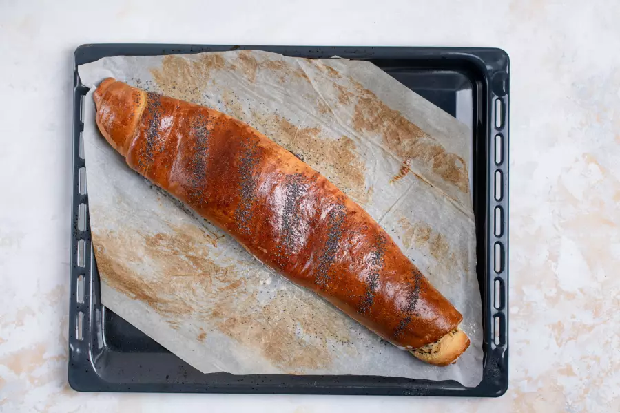 Готовое блюдо маковый рулет