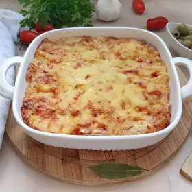 Запеканка из кабачков в духовке с помидором и сыром