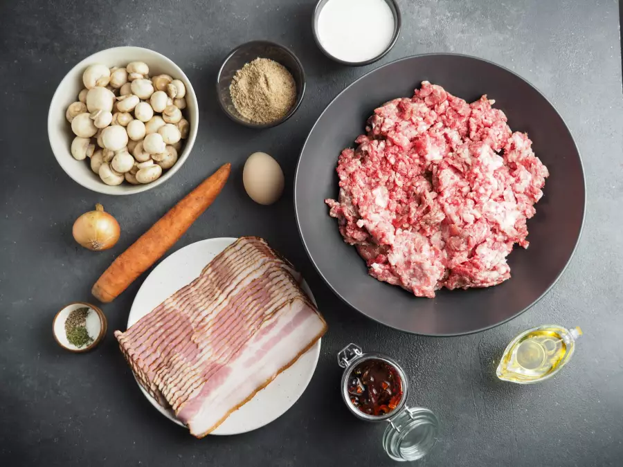 Ингредиенты для рецепта мясной террин с грибами