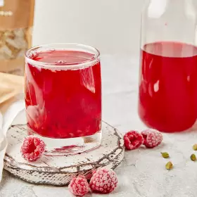 Пряный компот из малины