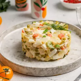 Салат «Столичный» классический