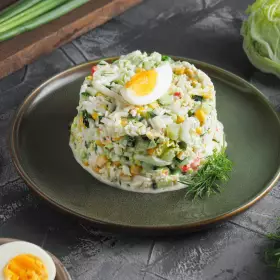Салат с пекинской капустой и крабовыми палочками