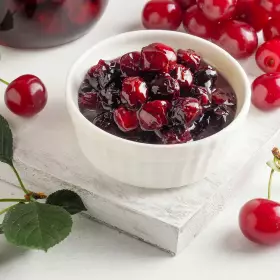 Варенье из вишни с косточками