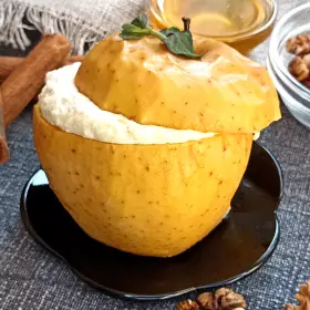 Яблоки с творогом запечённые в духовке