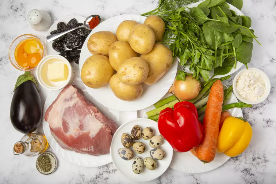 Ингредиенты для рецепта сытный мясной торт