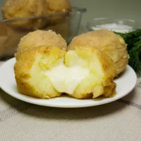 Картофельные шарики из пюре