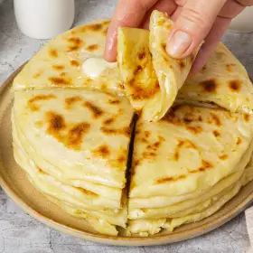 Хычины с сыром и картофелем
