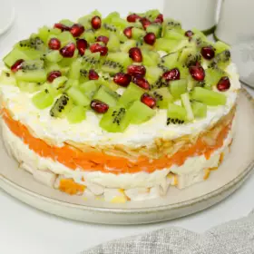 Салат с копчёной курицей "Шахерезада"