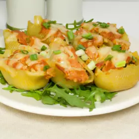 Фаршированные ракушки с фаршем
