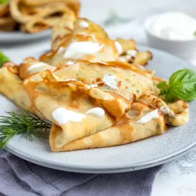 Блины с сыром и зеленью