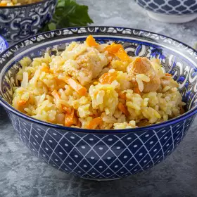 Плов в мультиварке с курицей