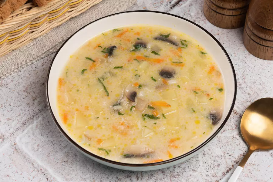 Сырный суп с грибами