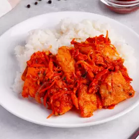 Рыба под маринадом из моркови и лука