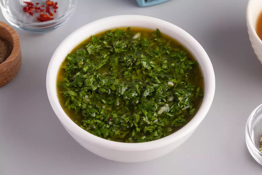 Готовое блюдо чимичурри