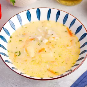Суп с сыром и курицей