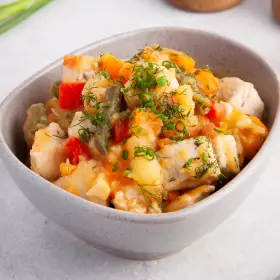 Овощное рагу с курицей