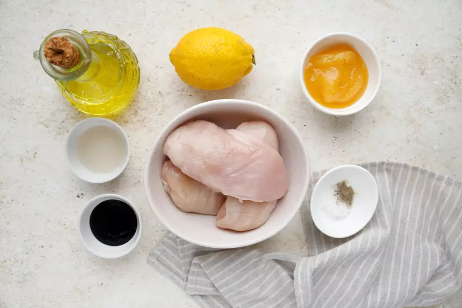 Ингредиенты для рецепта курица в медовом соусе