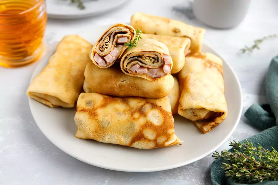 Блинчики с ветчиной и сыром