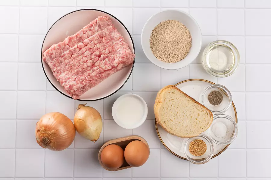 Ингредиенты для рецепта зразы мясные с яйцом