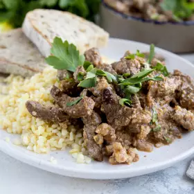 Говядина с грецкими орехами