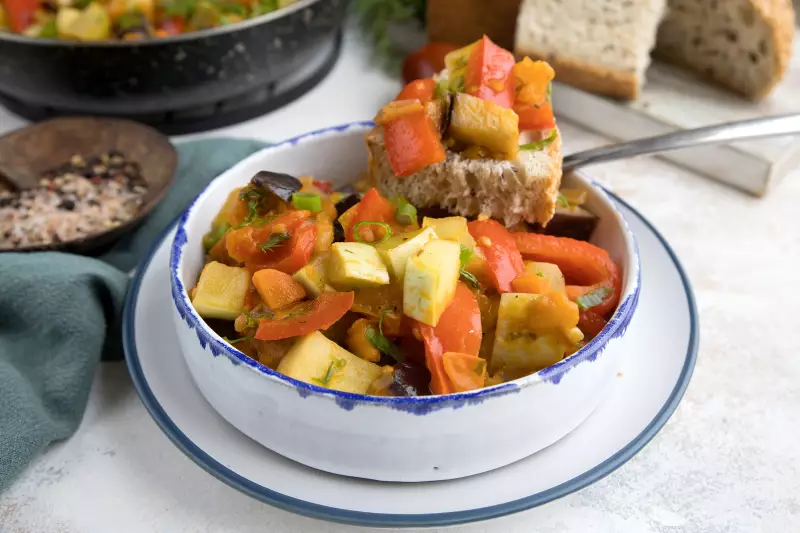 Соте из овощей с кабачками