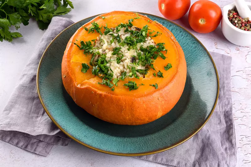 Тыква с мясом в духовке
