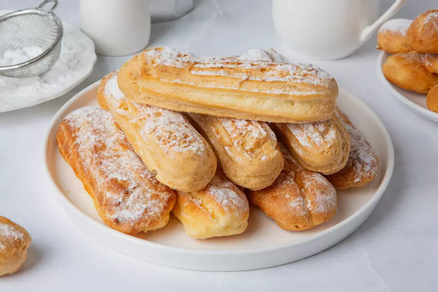 Готовое блюдо творожные эклеры