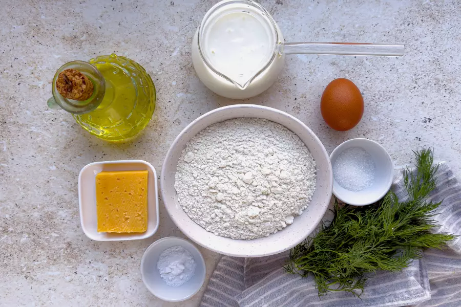 Ингредиенты для рецепта оладьи с сыром на сковороде