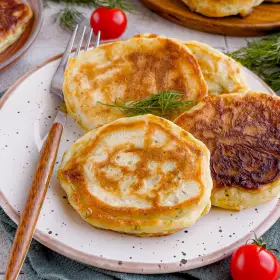 Оладьи с сыром на сковороде