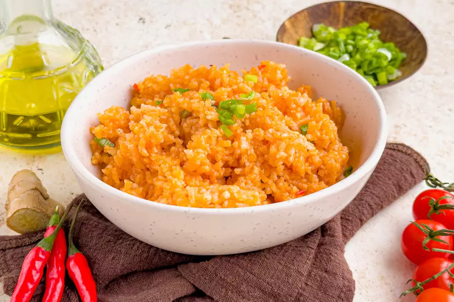 Рис в томатном соусе