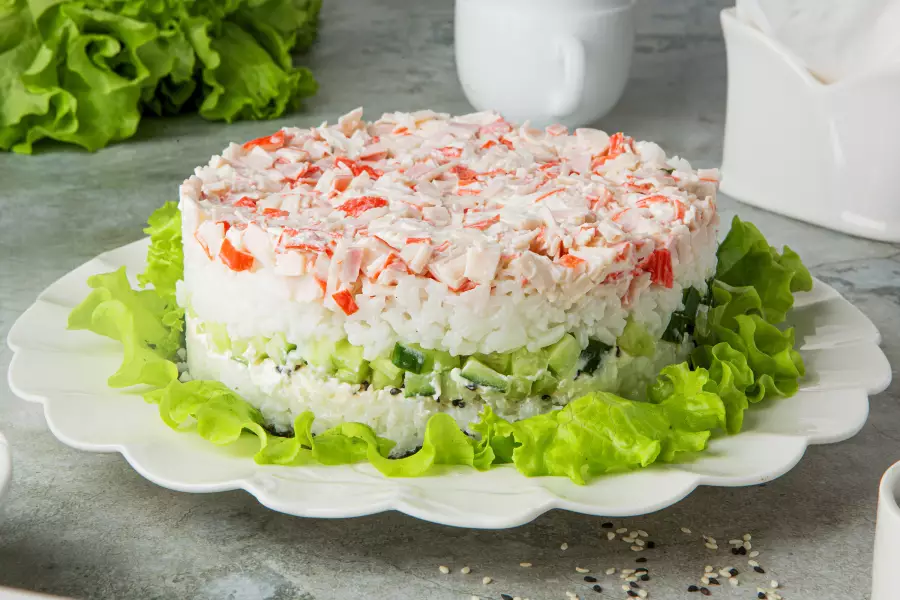 Крабовый суши-торт
