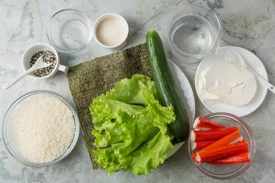 Ингредиенты для рецепта крабовый суши-торт