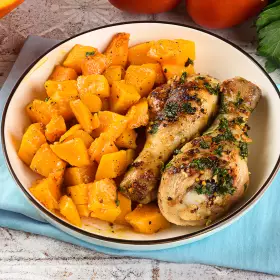 Тыква с курицей в духовке