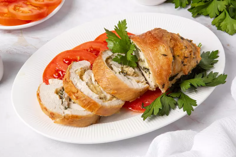Куриный рулет с сыром