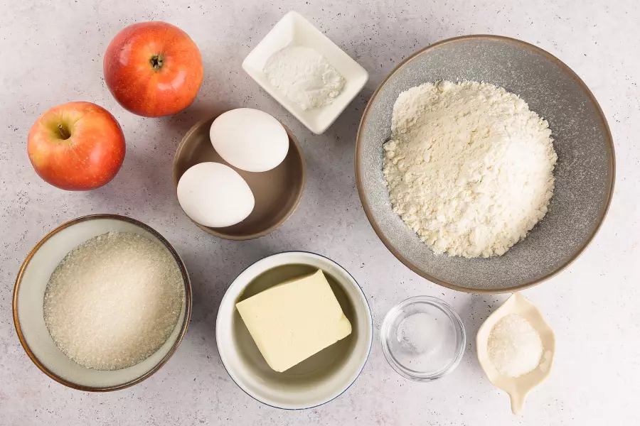 Ингредиенты для рецепта кекс с яблоками