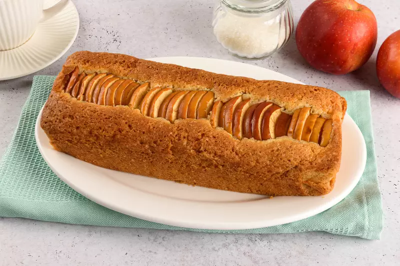 Кекс с яблоками