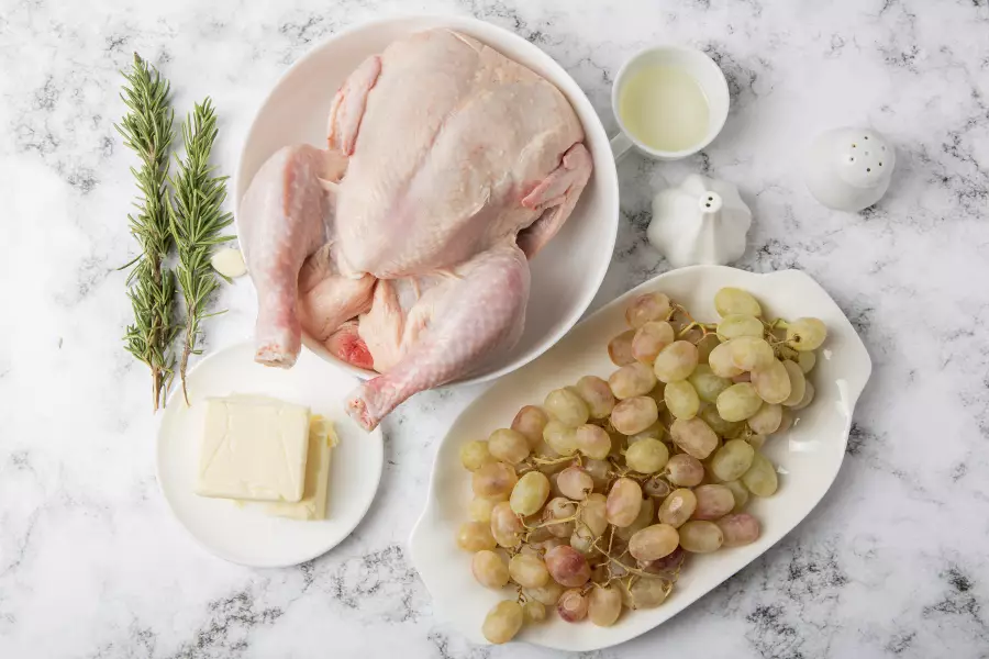 Ингредиенты для рецепта курица с виноградом