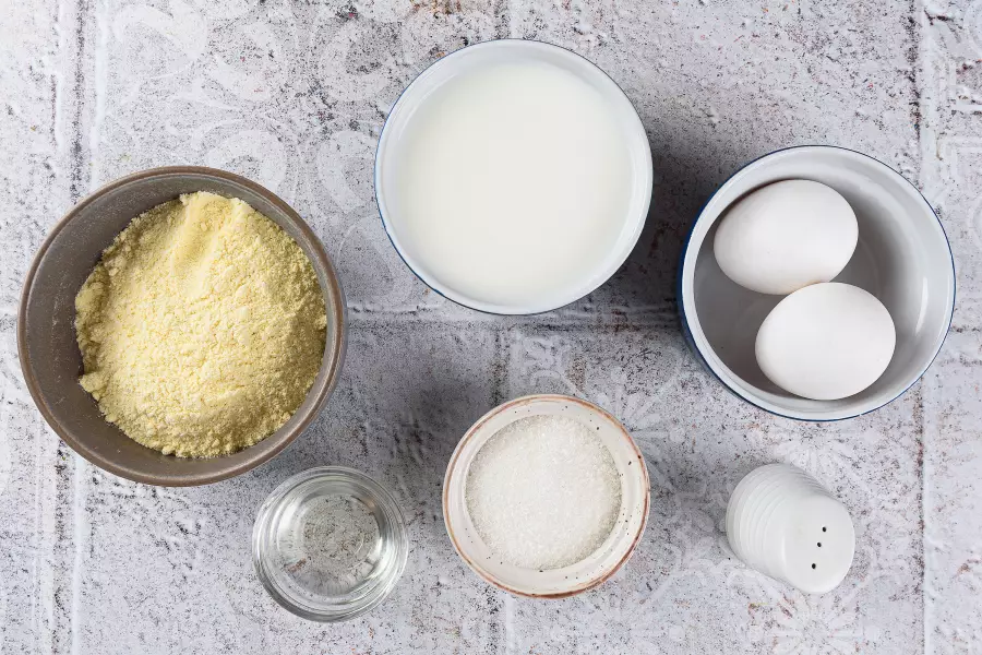 Ингредиенты для рецепта блины из кукурузной муки